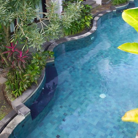 Апарт отель Seminyak Townhouse Экстерьер фото