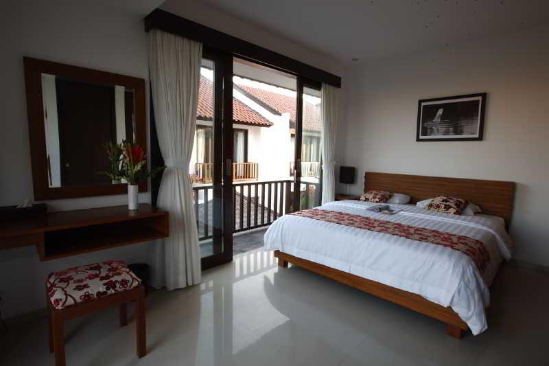 Апарт отель Seminyak Townhouse Экстерьер фото